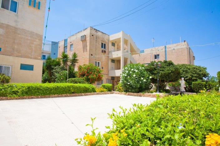 Image No.13-2 Bed Apartment for sale