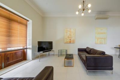 042053_2025013011584601386283_orig