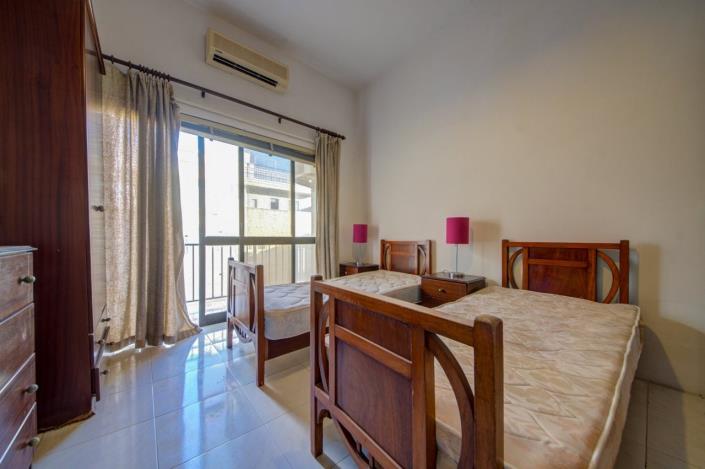 Image No.12-4 Bed Apartment for sale