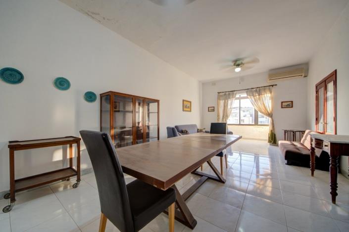 Image No.23-4 Bed Apartment for sale