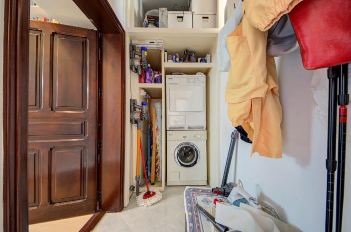 Image No.20-2 Bed Apartment for sale