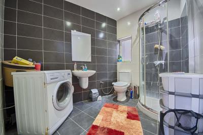 039873_2025010813453301303306_orig