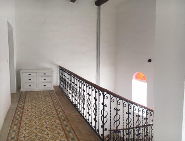 Image No.13-2 Bed Townhouse for sale