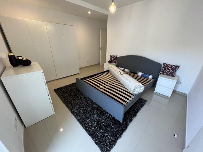 Image No.14-3 Bed Apartment for sale