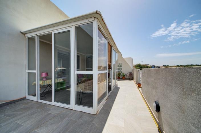 Image No.2-1 Bed Penthouse for sale