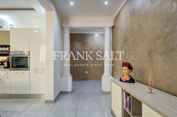 Image No.9-3 Bed Maisonette for sale