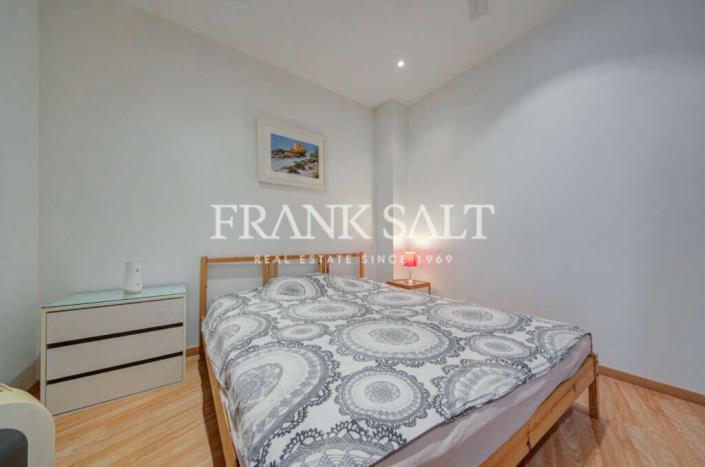 Image No.8-3 Bed Townhouse for sale