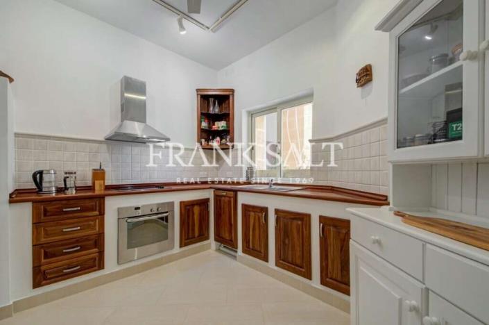 Image No.9-3 Bed Apartment for sale