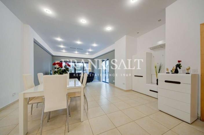 Image No.8-3 Bed Apartment for sale