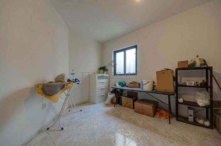 Image No.31-4 Bed Maisonette for sale