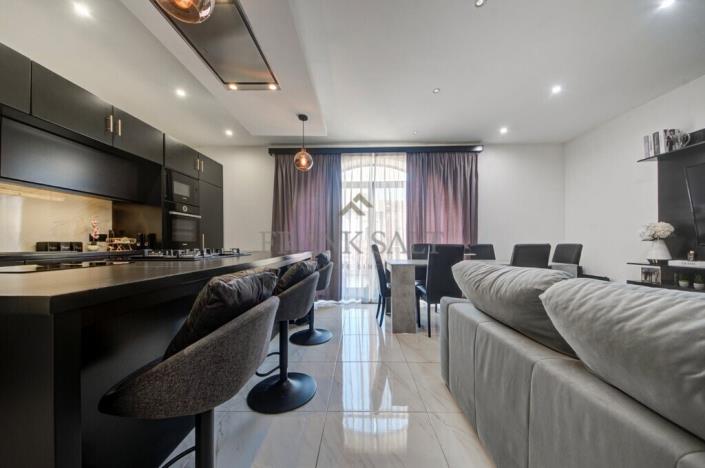 Image No.11-4 Bed Maisonette for sale