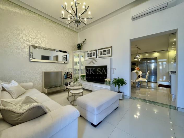 Image No.2-Maisonette de 2 chambres à vendre à Vittoriosa