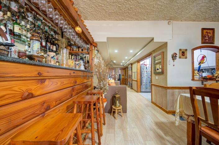 Image No.20-2 Bed Maisonette for sale