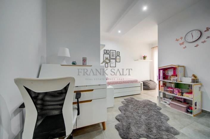 Image No.16-3 Bed Apartment for sale