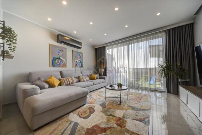 Image No.11-3 Bed Penthouse for sale