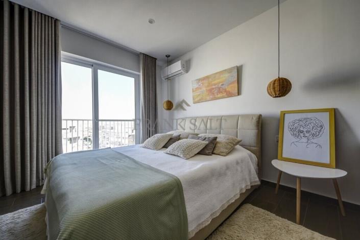 Image No.19-3 Bed Penthouse for sale