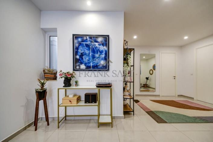 Image No.29-3 Bed Penthouse for sale