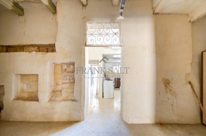 Image No.7-1 Bed Maisonette for sale