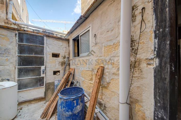 Image No.8-1 Bed Maisonette for sale