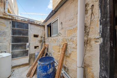 922093_20250915143327100883