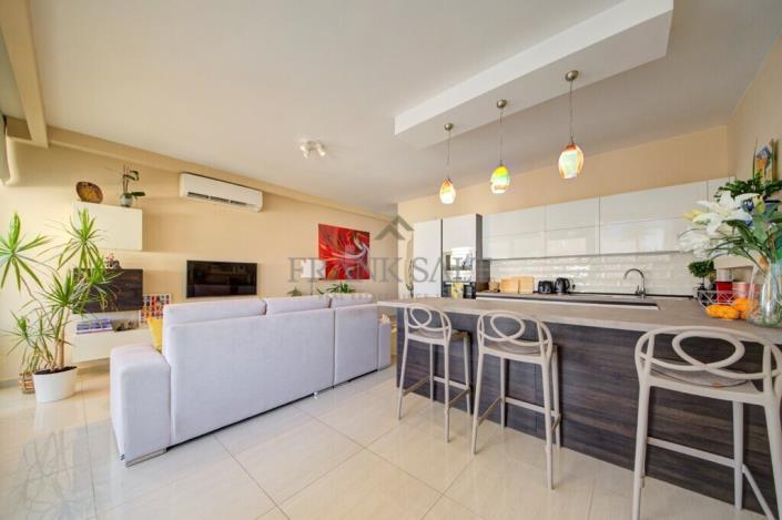 Image No.4-2 Bed Penthouse for sale