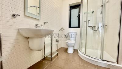 922954_20250929133448785878