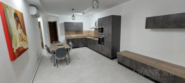 Image No.4-3 Bed Maisonette for sale