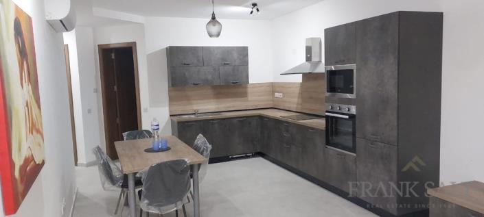 Image No.7-3 Bed Maisonette for sale