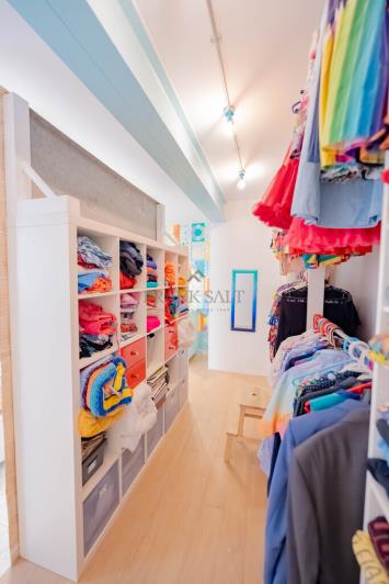 Image No.28-5 Bed Apartment for sale