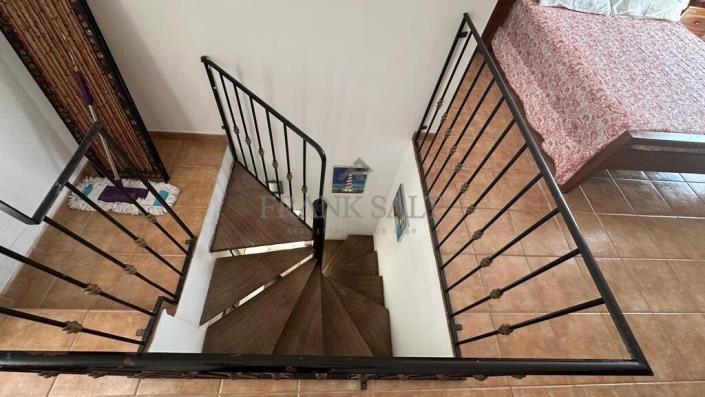 Image No.6-2 Bed Maisonette for sale