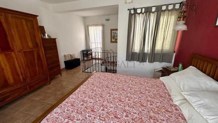 Image No.8-2 Bed Maisonette for sale