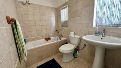 922688_20250917130336190690