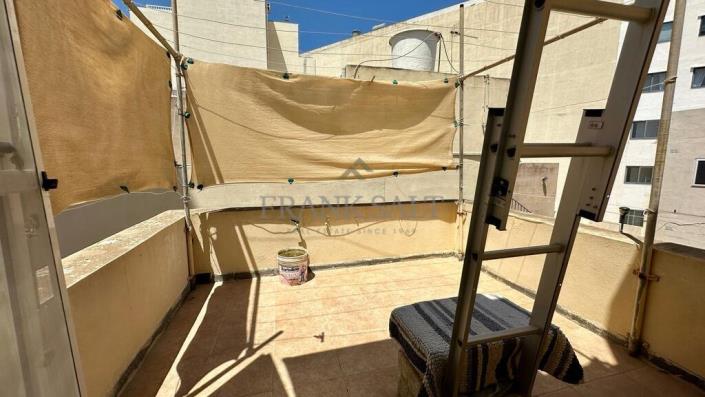 Image No.16-2 Bed Maisonette for sale