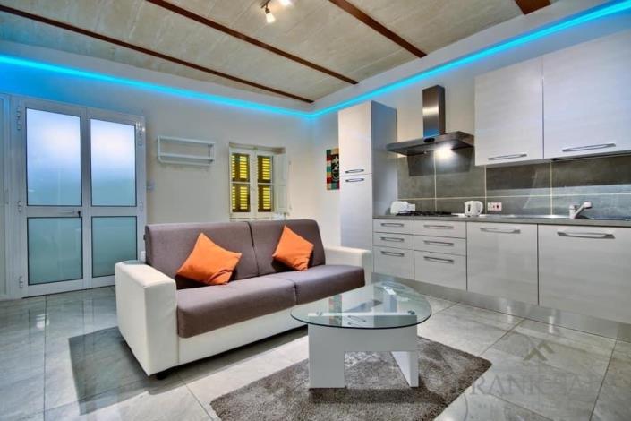 Image No.2-2 Bed Maisonette for sale