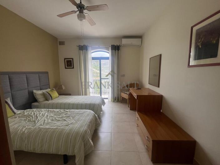 Image No.3-3 Bed Penthouse for sale