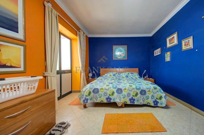 Image No.14-2 Bed Maisonette for sale