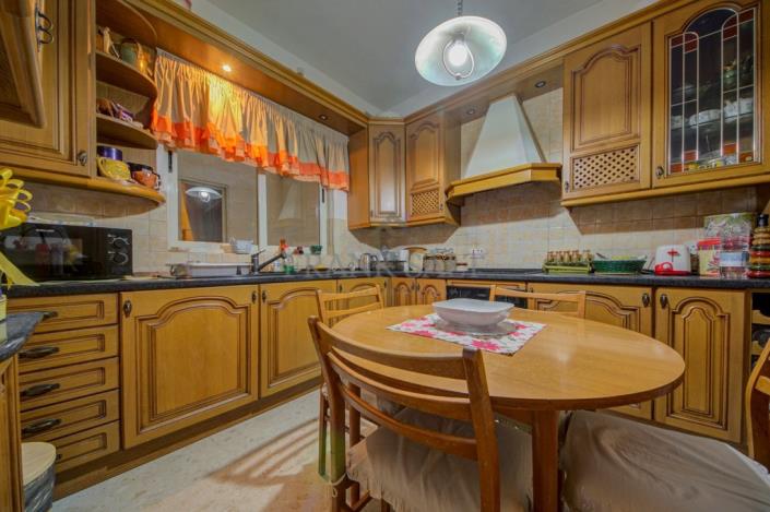 Image No.3-3 Bed Apartment for sale