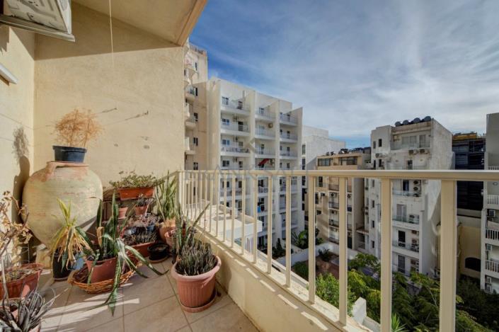 Image No.6-3 Bed Apartment for sale