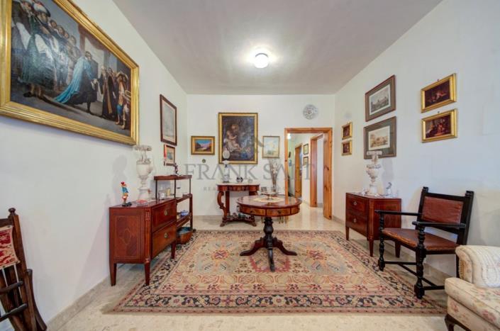 Image No.8-3 Bed Apartment for sale