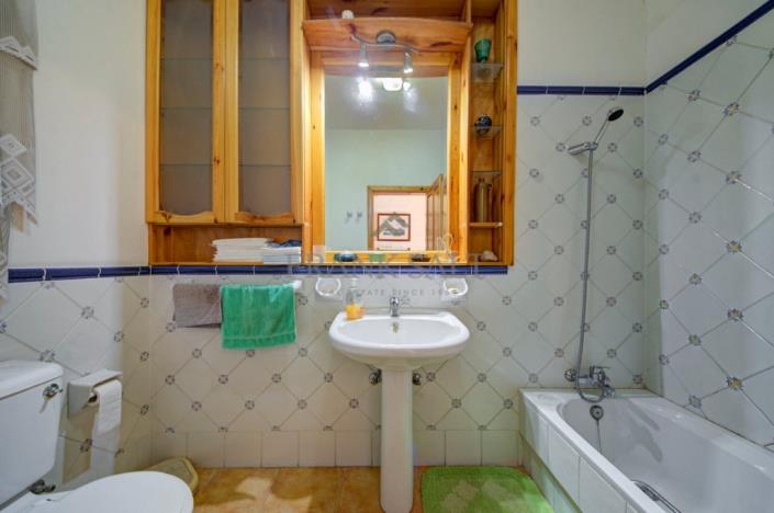 Image No.10-3 Bed Apartment for sale