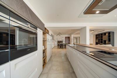 923432_20251030120207650270