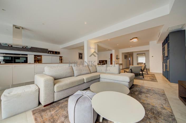 Image No.8-3 Bed Apartment for sale