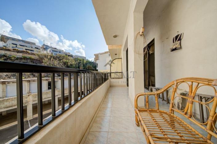 Image No.18-3 Bed Apartment for sale