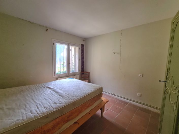 Image No.21-8 Bed House for sale