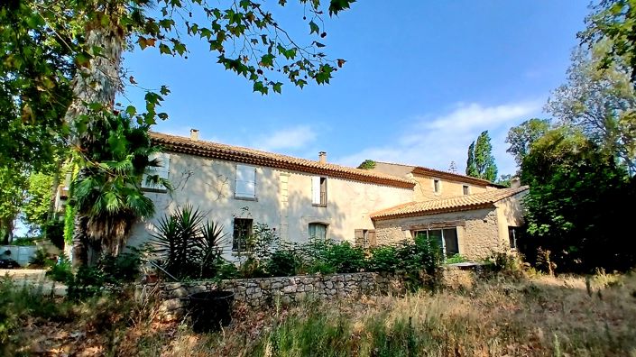 Image No.2-8 Bed House for sale