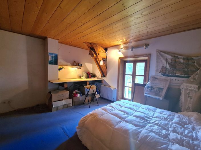 Image No.29-8 Bed House for sale