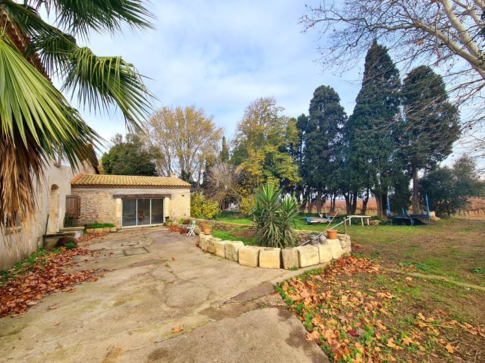 Image No.6-8 Bed House for sale