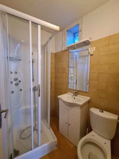 Image No.12-3 Bed House for sale