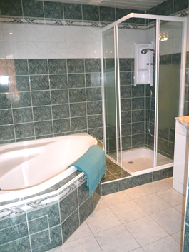 Image No.10-3 Bed House for sale