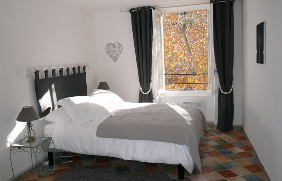 Image No.9-3 Bed House for sale